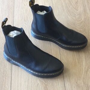 Dr. Martens “Dorrian” boots